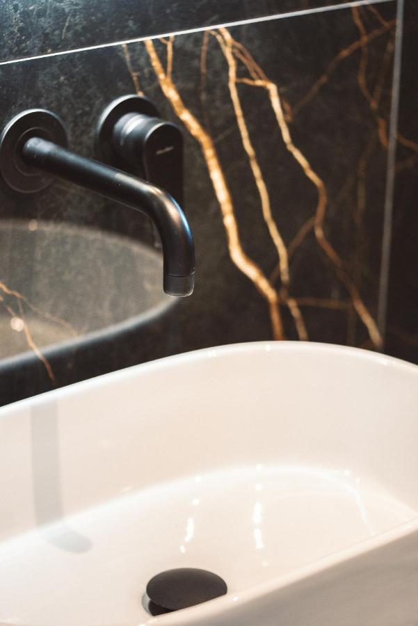 Nemesis Luxury Villas Apolpaina Buitenkant foto